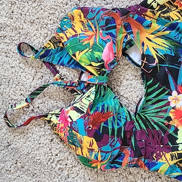 Womens Bathing suit - Picture 2 of 6